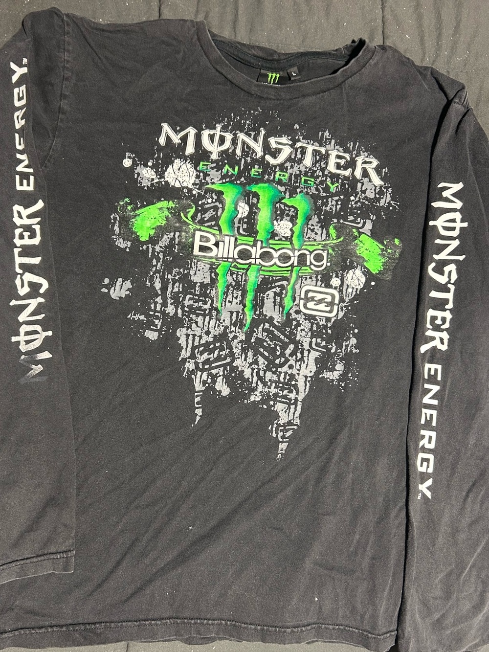 Monster energy x billabong Y2K skater graphic shirt